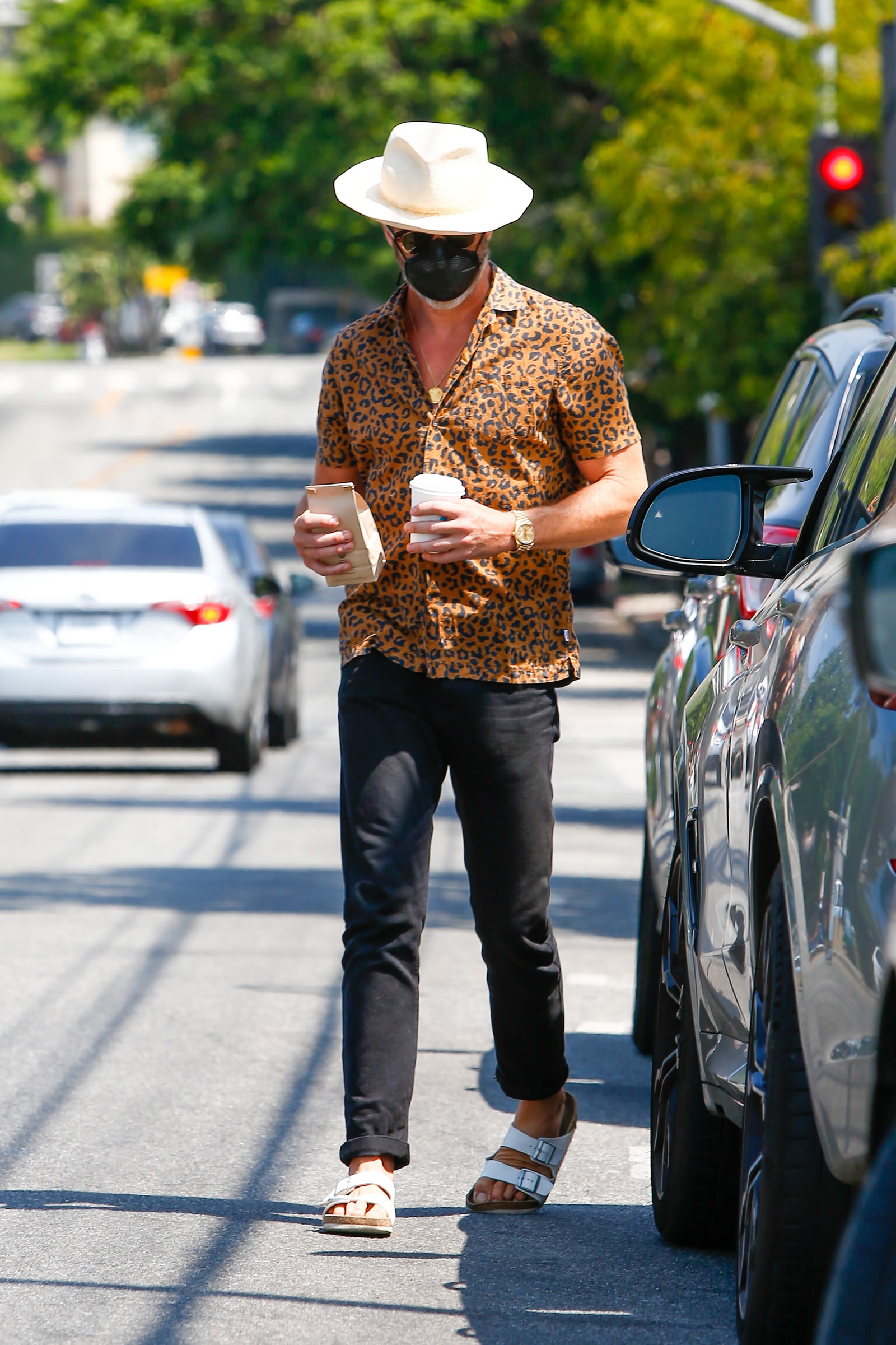 Chris Pine is seen on August 04 2020 in Los Angeles California.