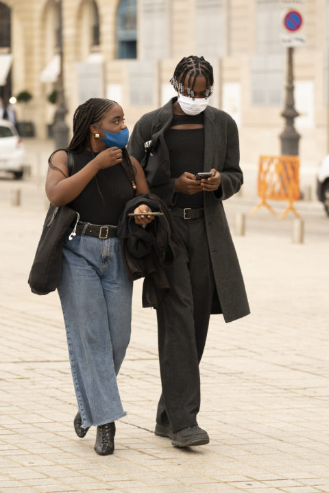 paris fashion week street style spring 2021