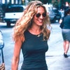 Il tubino nero corto di Carrie Bradshaw ora è in vendita da Zara