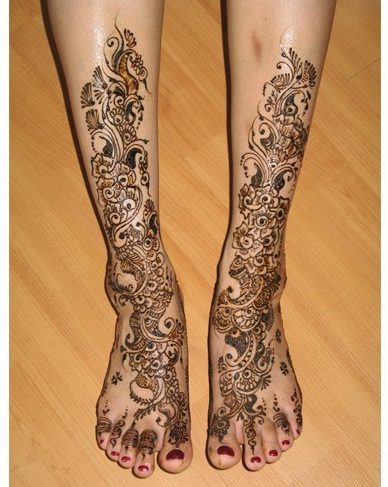 Eid Henna designs for legs