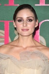 Olivia Palermo: il suo colore occhi naturale è nocciola 