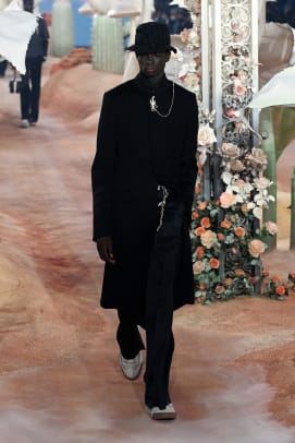 Dior-Men-Spring-2022-1