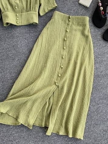 Lucuna - Set: Short-Sleeve Button-Up Crop Top + A-Line Midi Skirt