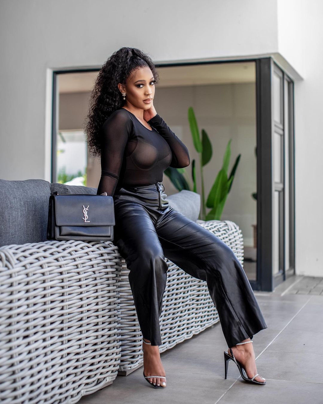 saint laurent bag all-black look women's fashion trends
