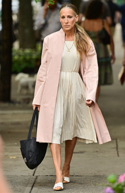 Sarah Jessica Parker on set in NYC