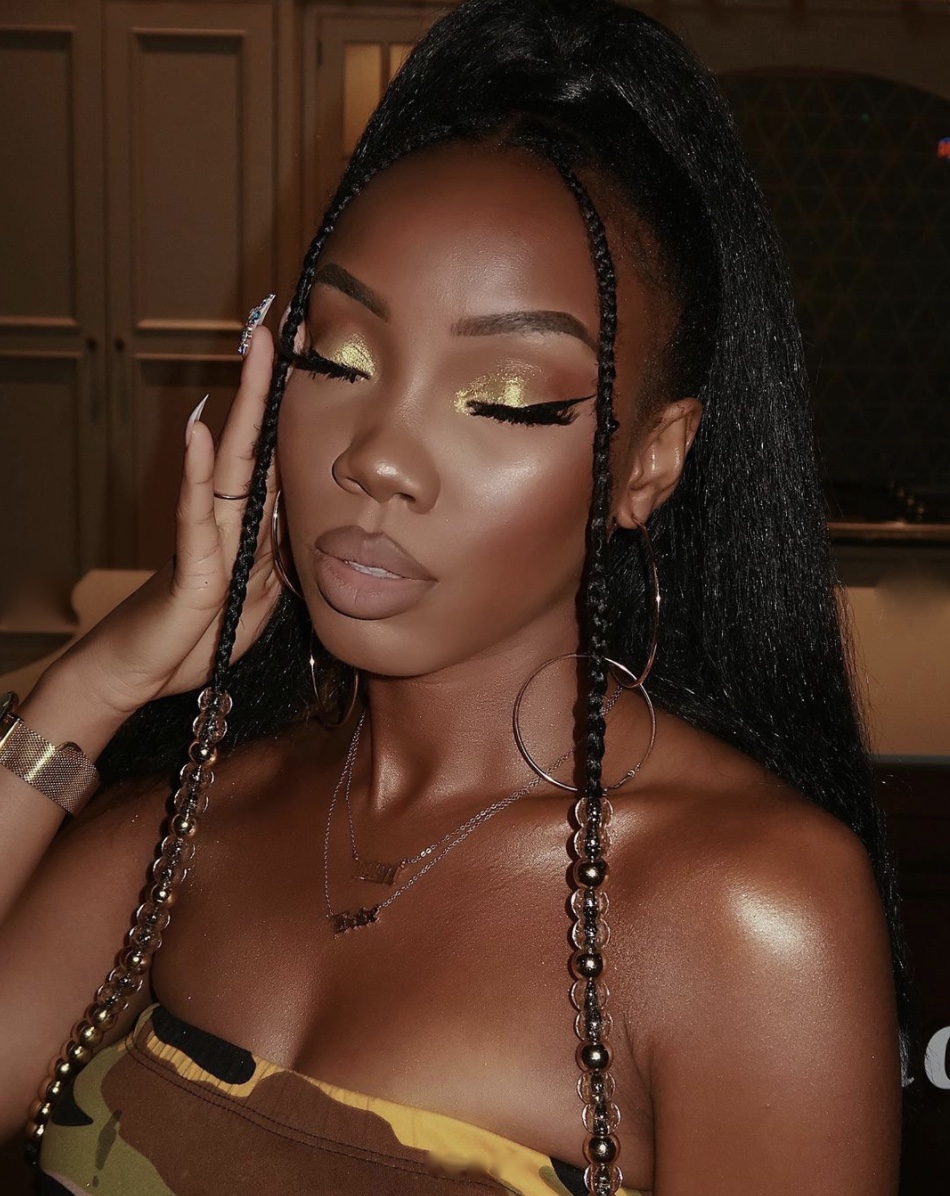 Loje Loje black kiny summer ponytail stylerave