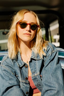 SS21 Campaign_Sunglasses_Clement_10