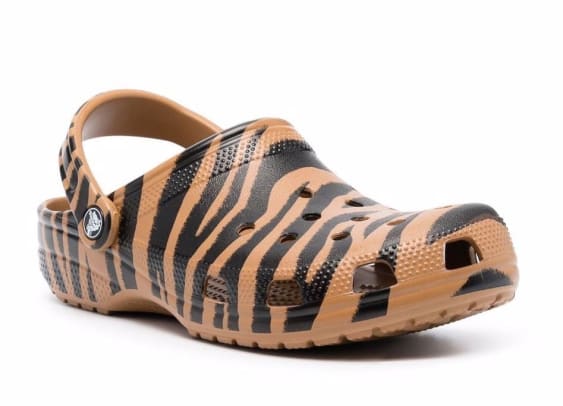 crocs-zebra