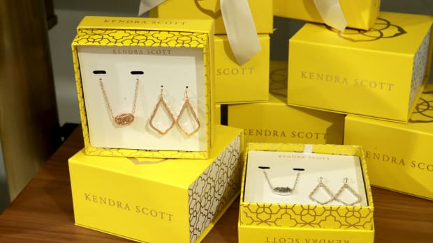 kendra-scott-jewelry-alabama-rush-sorority-tiktok