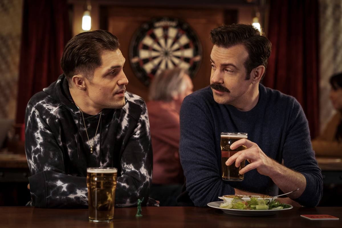Jamie Tartt (Phil Dunster) unveils a new look over pint with Ted.