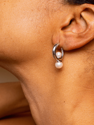 KHIRY EXCLUSIVE ISHA SILVER HOOP PEARL DROP EARRINGS McMullen