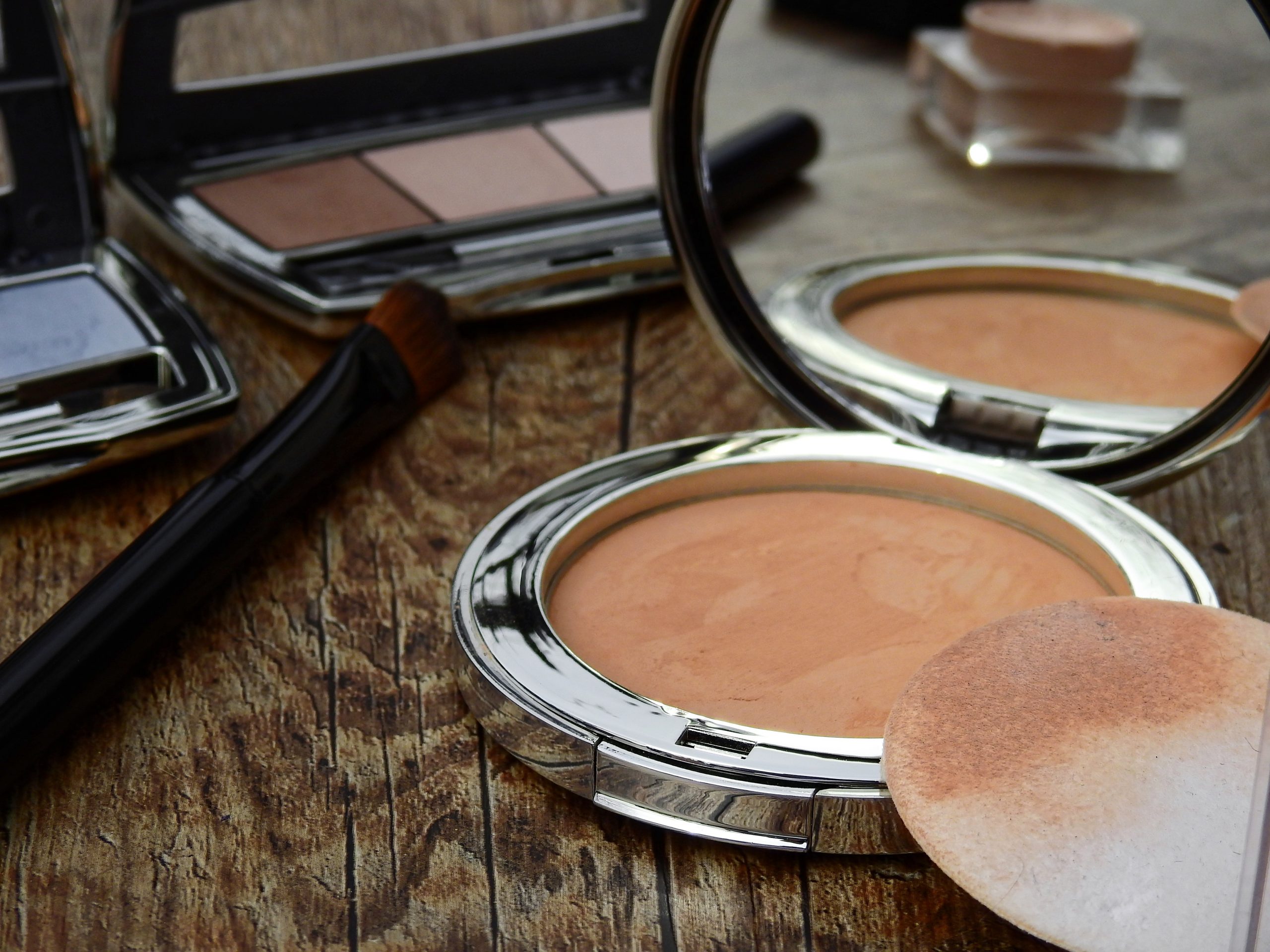 how-to-tame-your-eyebrows-like-a-pro