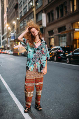 new-york-fashion-week-street-style-spring-2022-day-1-22