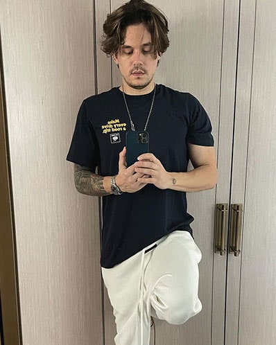 John Mayer and Ed Sheerans SuperRareNautilus Showdown