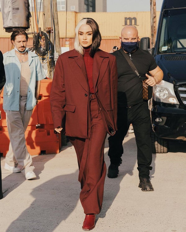new-york-fashion-week-nyfw-2021-street-style-rave