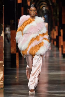Fendi S22 055
