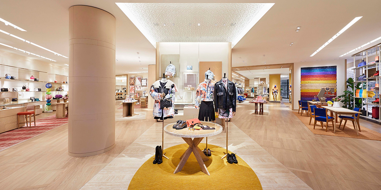 LOUIS VUITTON, İSTİNYEPARK’TAKİ YENİ EVİNDE SİZİ BEKLİYOR