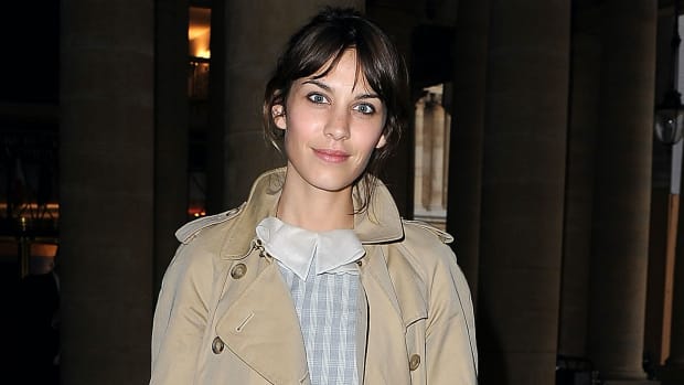 alexa-chung-miu-miu-spring-2011-front-row