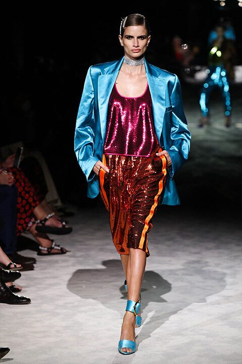 TOM FORD İLKBAHAR-YAZ 2022 DEFİLESİ