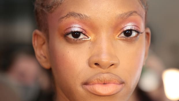 anna-sui-spring-2022-makeup-promo