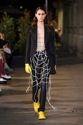 look0025