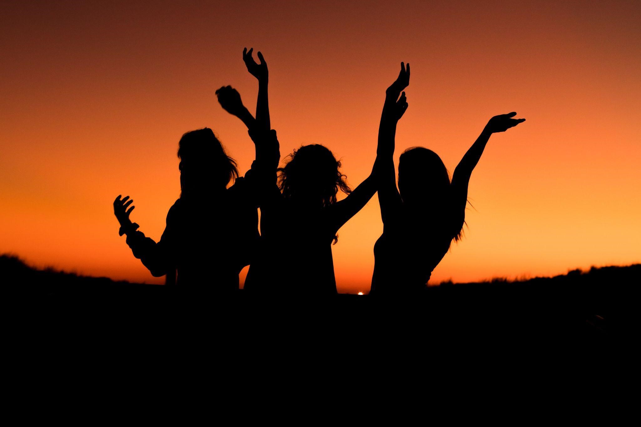 how-to-plan-a-party-style-rave