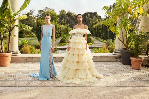 andrew-kwon-bridal-fall-2022-wedding-dress-blue-yellow