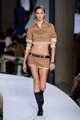 miu-miu-ss-22-runway-33