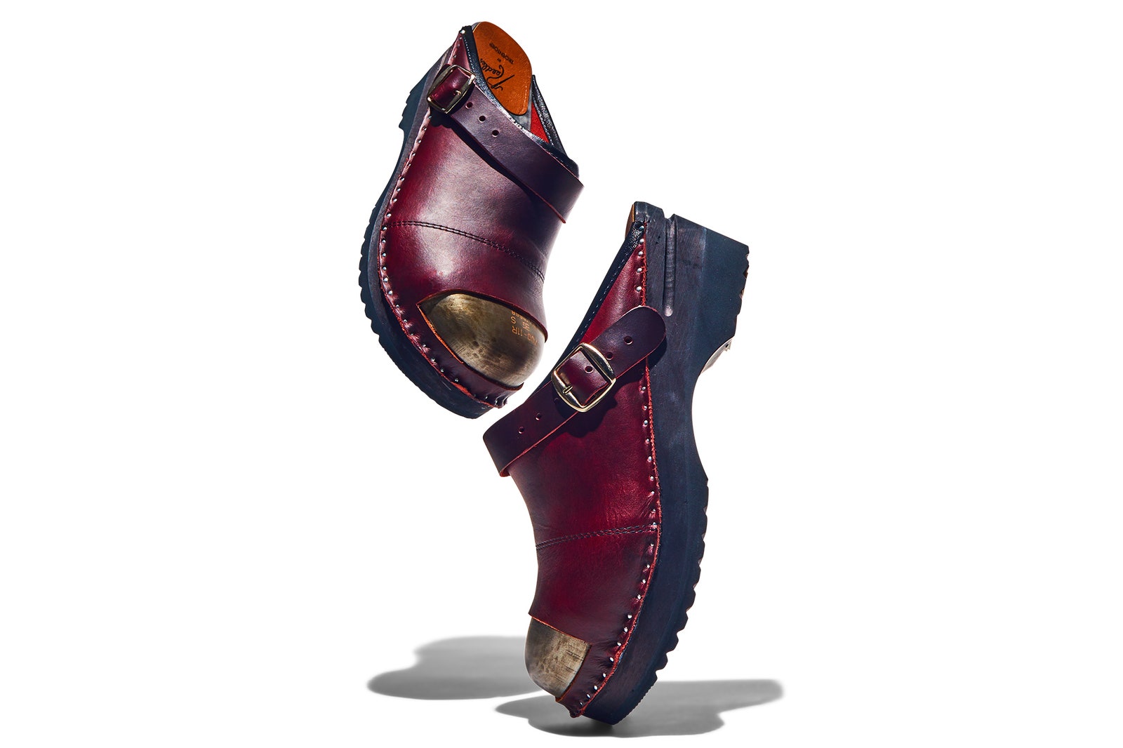 Shoes 340 by Needles.