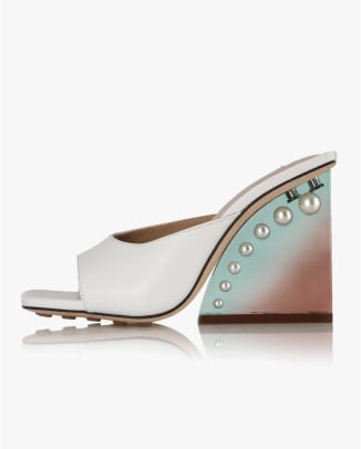 yuul yule sandal