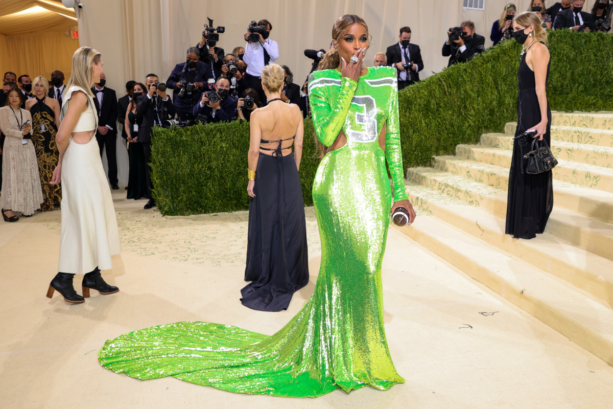 Ciara in Dundas at the 2021 Met Gala