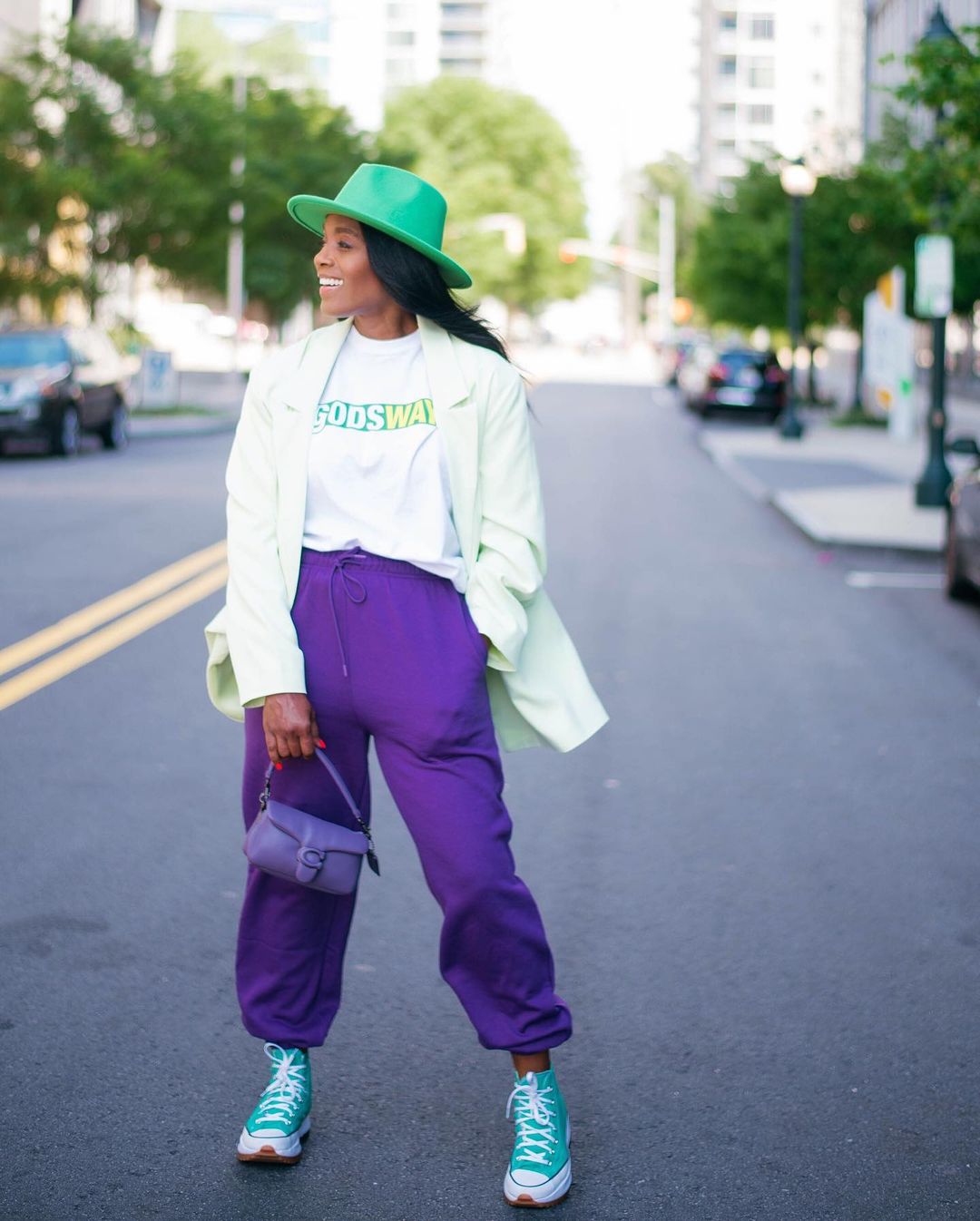 style-wear-chic-sporty-outfits