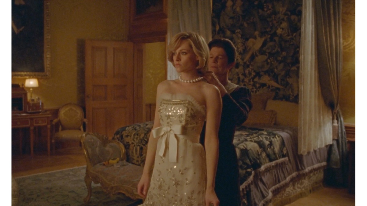 Diana in Chanel for Christmas Dinner.