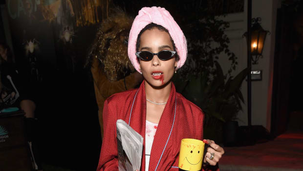 zoe-kravitz-halloween-vampire-morning-2018