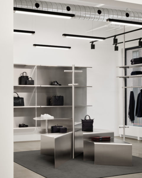 Want Les Essentiels