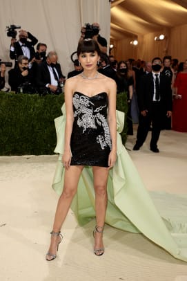 gemma-chan-best-dressed-celebrities-2021-2