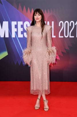 dakota-johnson-best-dressed-celebrities-2021-2