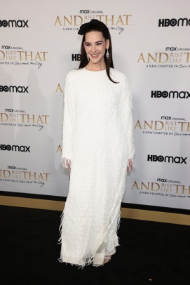 hari-nef-best-dressed-celebrities-2021-3