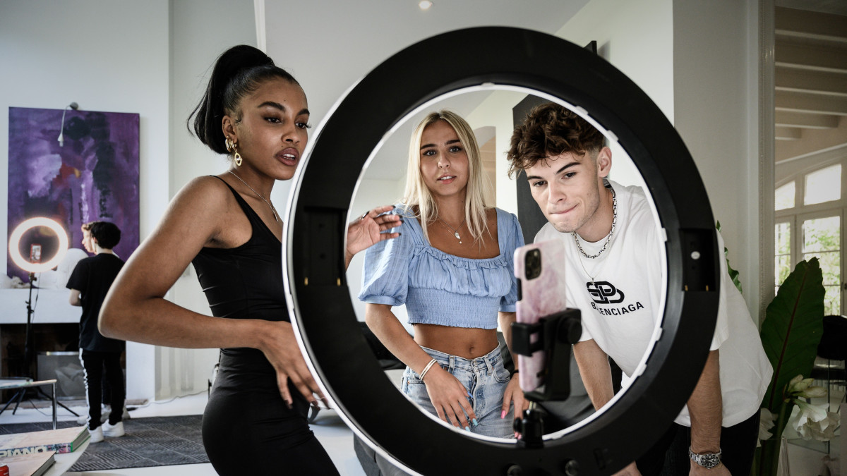 tiktok-youtube-creator-merch