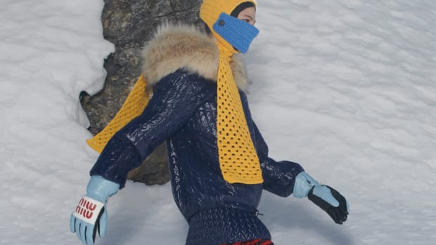 shop-winter-accessories-gloves-hats-scarves