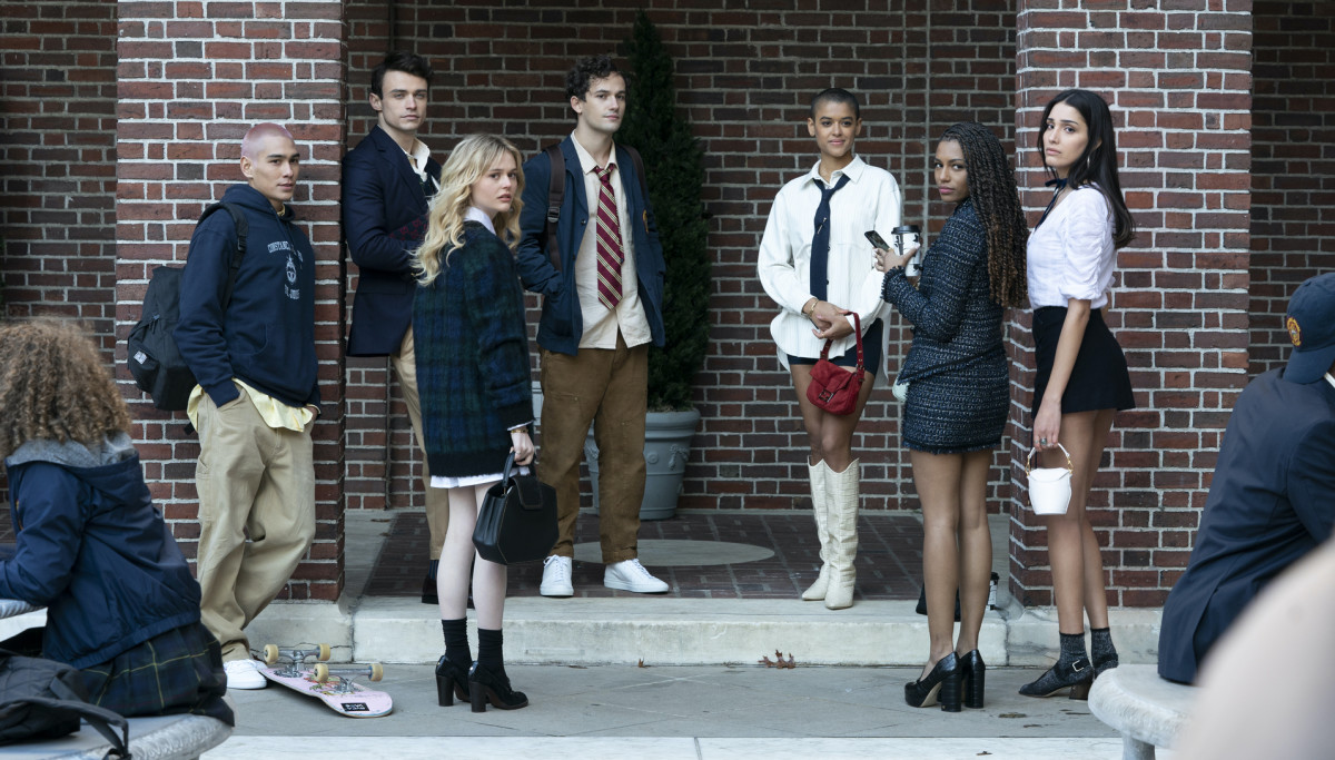 eric-daman-gossip-girl-reboot-costumes-outfits