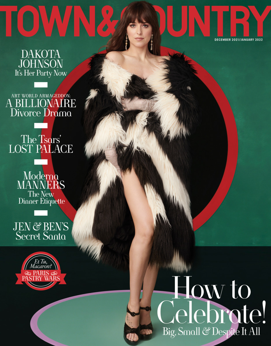 dakota-johnson-town-and-country
