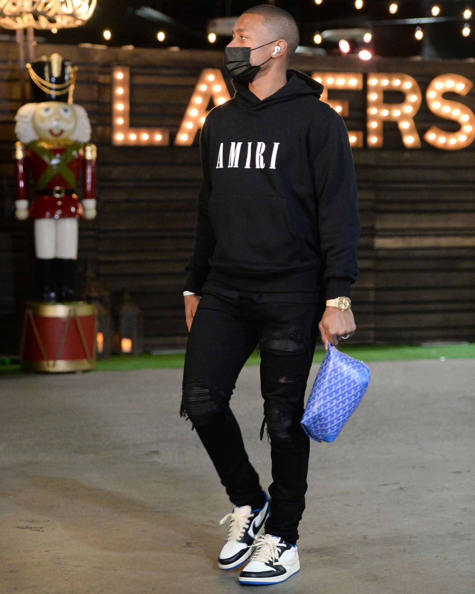 Isaiah Thomas 31 of the Los Angeles Lakers arrives to the arena before the game against the Brooklyn Nets